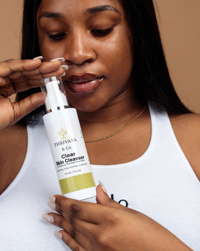 CLEAR SKIN CLEANSER  

150 ml/ 5.07 fl oz 

5% Benzoyl Peroxide Non-Foaming Cleanser 

Purifying | Acne Fighting | Clarifying